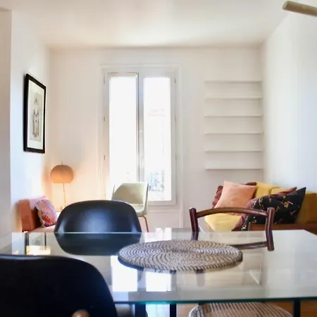Апартаменты Charming Close To Pere Lachaise