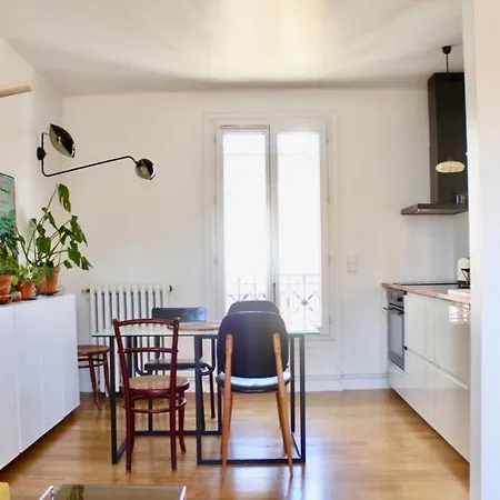Charming Close To Pere Lachaise
